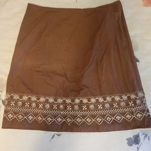 Y2K 2000s Brown Skirt with White Detailing Size 12